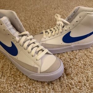 Nike Blazer boys  White and Blue Sneakers